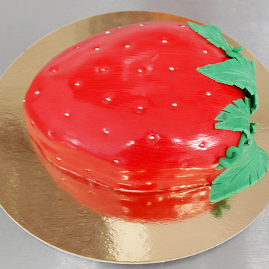 Торт "Клубника" купить - набережныечелны.сладкоежкин.рф